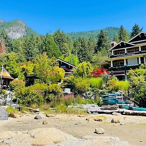 The Tuwanek Hotel And Spa